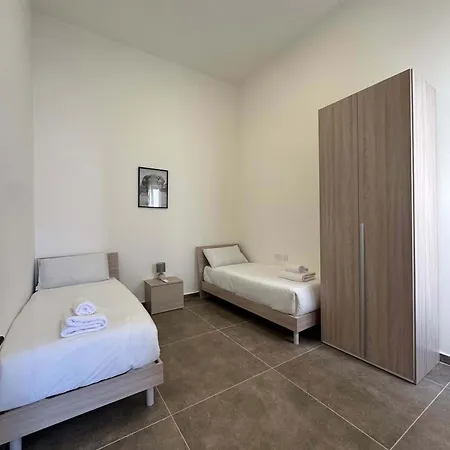 Family 2br In Fgura - By Hostmt *